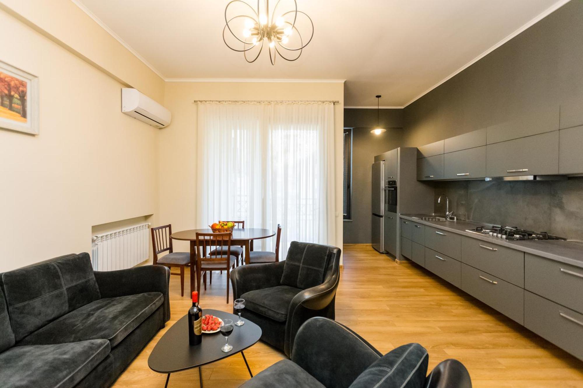 Comfy Home V Tbilisi Bagian luar foto